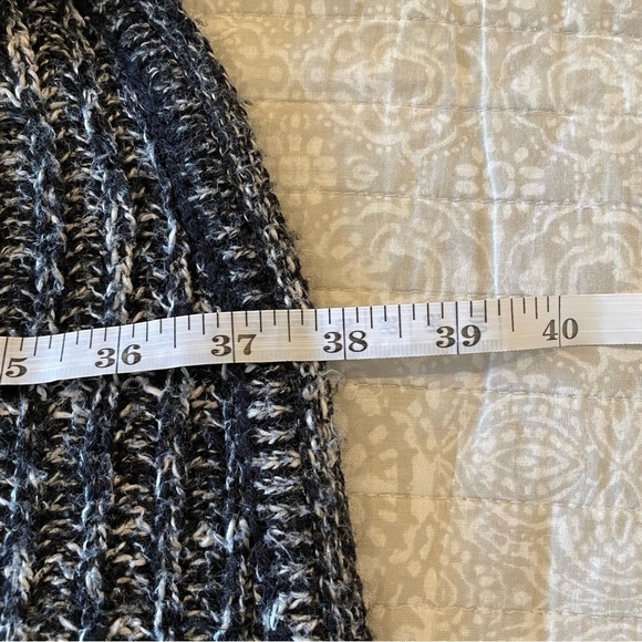 Maurices Sleeveless Crochet Knit Duster Vest Small - Picture 7 of 7